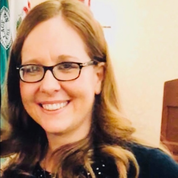 Meet your Posher, Erin - Picture 1 of 1